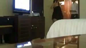 مسز ہیوز ' بہت زیادہ ڈونگ تجربہ