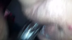 خوبصورتی صحت مند ریڈ ریڈ پسند کرتا ہے اس gaping گدا!
