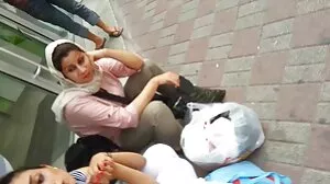 Nos Ne پڑوسی کی ماں پی آر