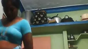 Baile بھائی Brookes ایک بڑا ڈک حاصل