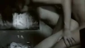 چارلس ڈیرہ ٹرینوں کے ساتھ بالوں والی Slut