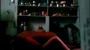 Tush K Kiki چاہتا ہے 2 چیزیں اس کی سالگرہ کے لئے, اولیور اور مقعد